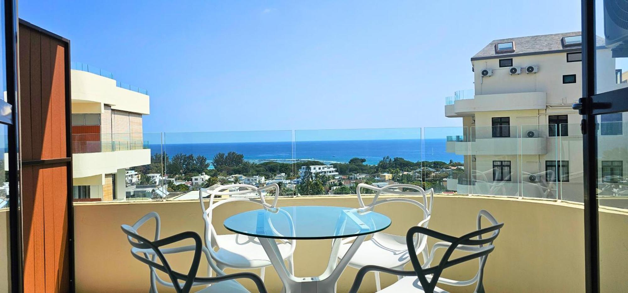 Apartament Zen Retreat With Stunning Sea Views And Sunsets Flic-en-Flacq Zewnętrze zdjęcie