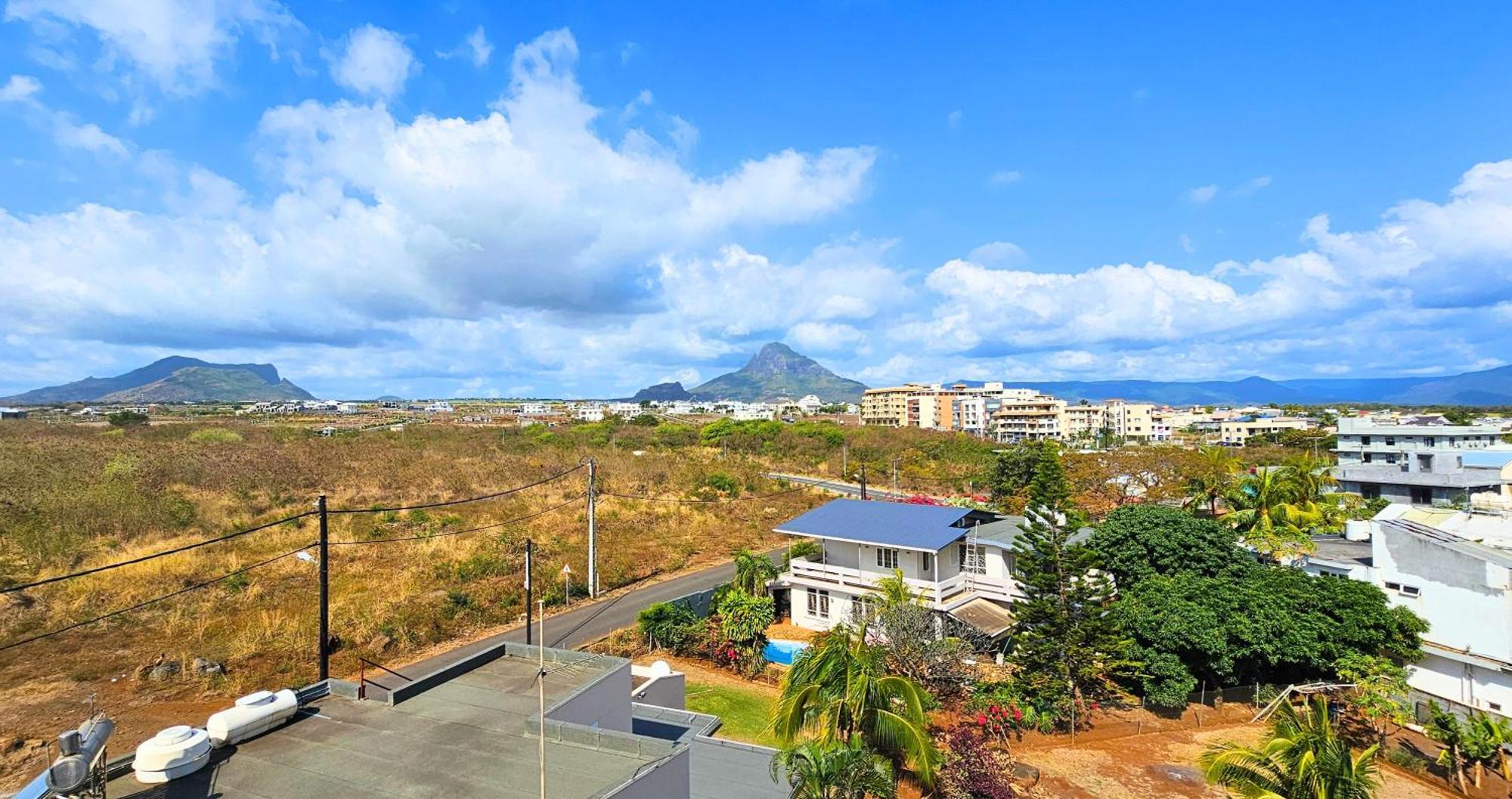 Apartament Zen Retreat With Stunning Sea Views And Sunsets Flic-en-Flacq Zewnętrze zdjęcie